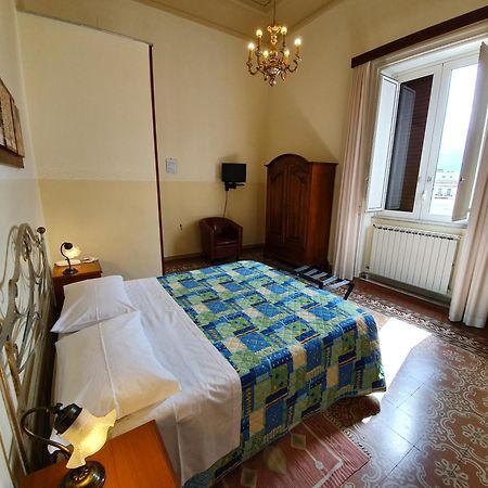 Albergo Cavour باليرمو المظهر الخارجي الصورة